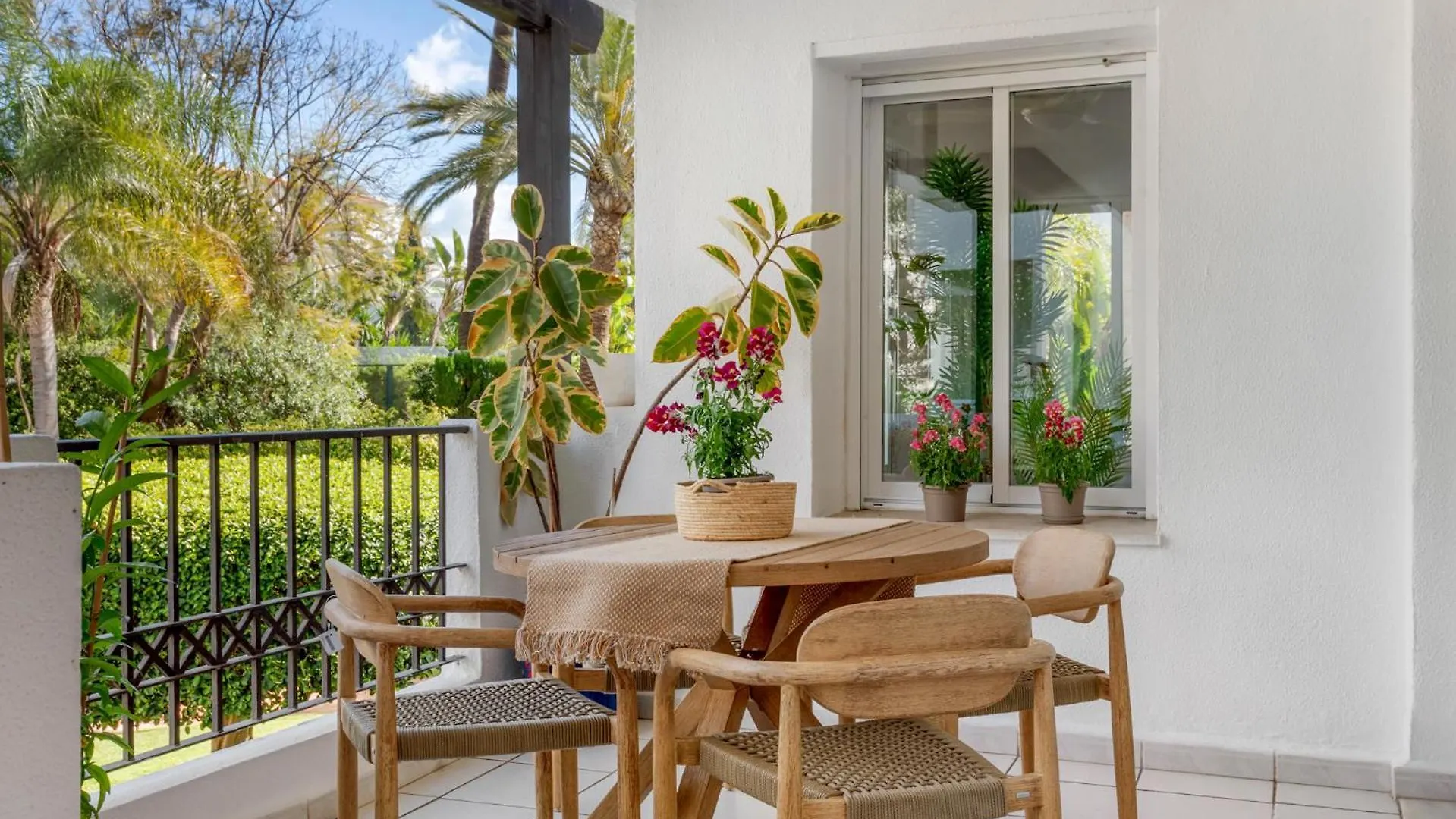 Charming And Spacious Apartment In Medina Garden - Puerto Banus Marbellac